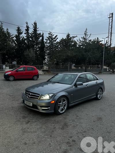 Mercedes-Benz C-Class 2012