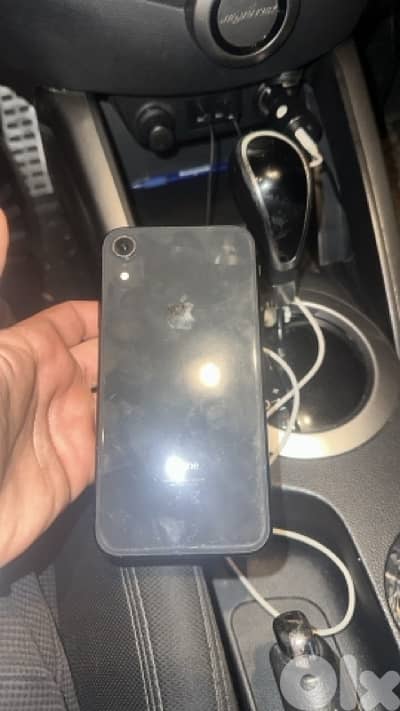 Xr , 128Gb 76%Battery