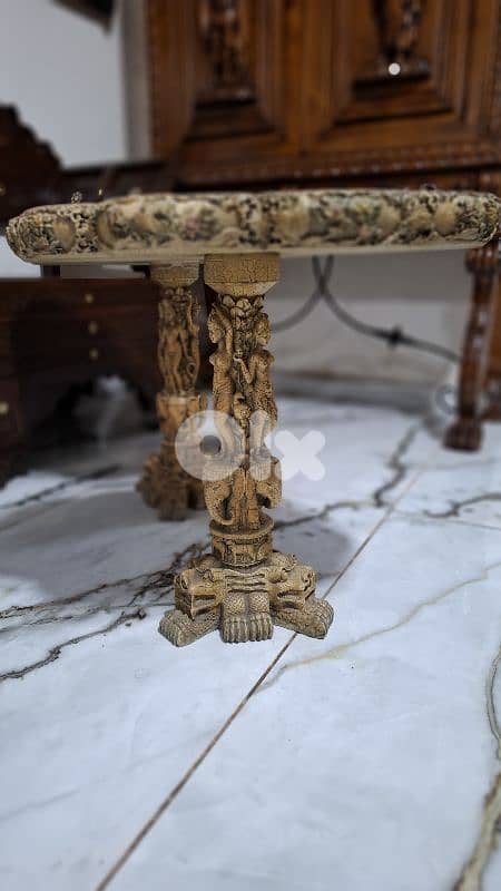 Rare 19th-Century Carved Masterpieces - Pair 1