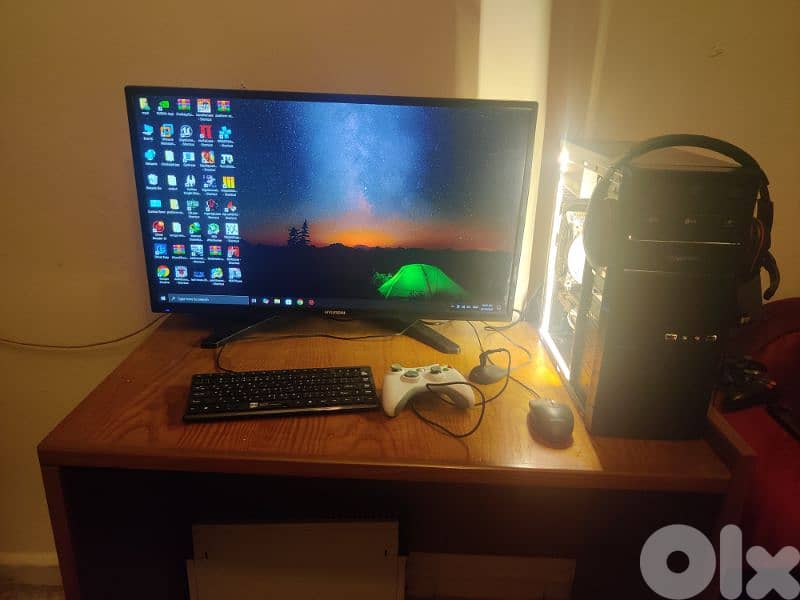 pc للبيع موجود صيدا 1