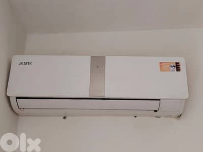 Ac 9000 Btu inverter and 12000 Btu For 2 200$