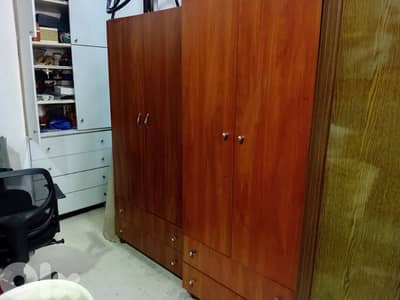 خزنات شبه جديد وحدي 80$