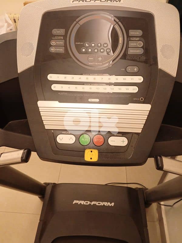 treadmill in Excellent Condition 2