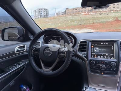 جيب شيروكى 2014