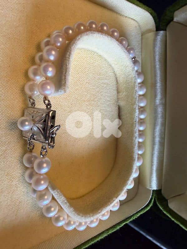 SAKATA PEARL. Necklace and bracelet. 3