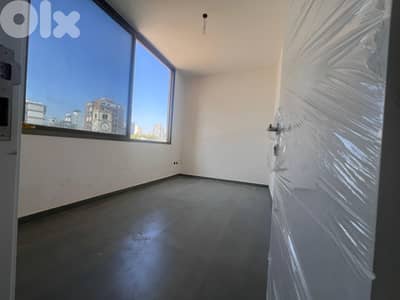 GMC398R Office for rent in Jdeideh - مكتب للإيجار في الجديدة