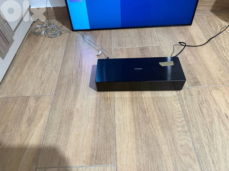 Samsung Qled 55" smart TV (used) 3