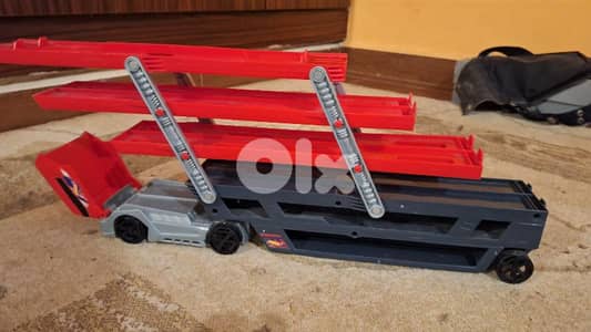 hot wheels mega haul truck