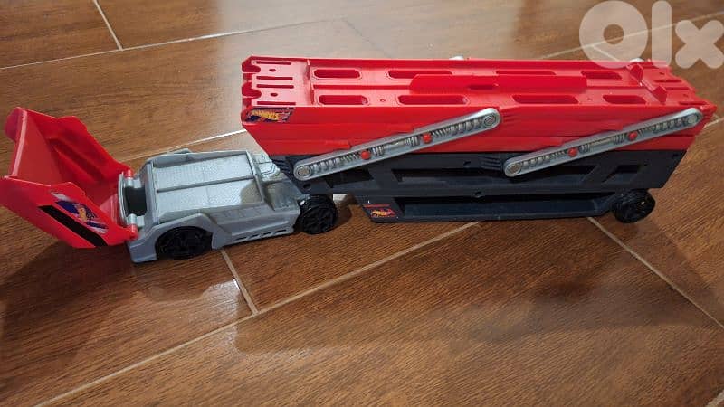 hot wheels mega haul truck 1