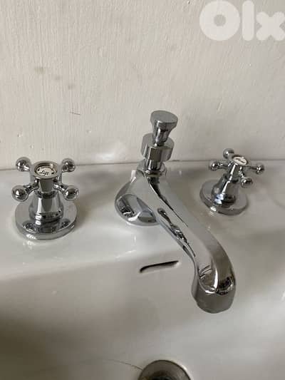 Dornbracht classic 3-hole Bathroom Faucet