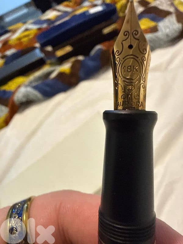 Used once Aurora Pen 1