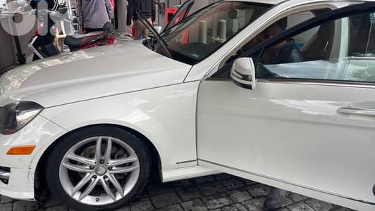 Mercedes-Benz C-Class 2012 300
