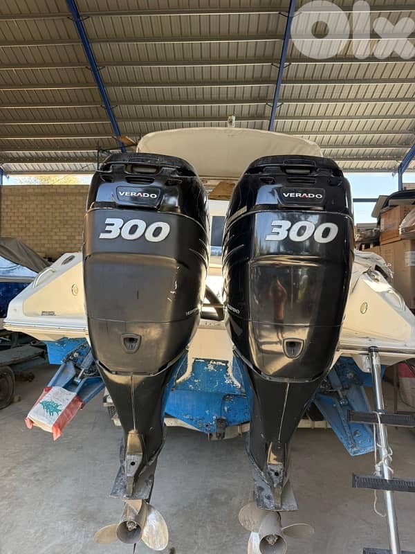 Twin Mercury Verado 300hp V6 1
