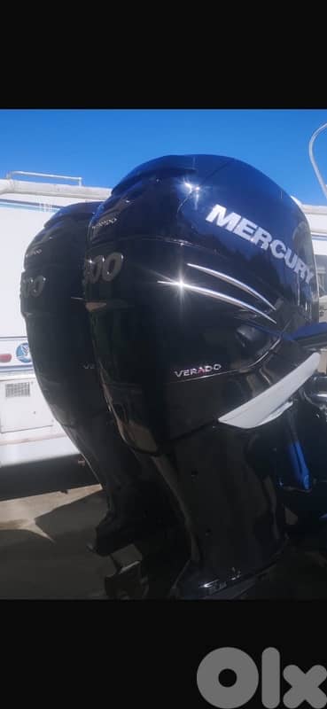 Twin Mercury Verado 300hp V6 3