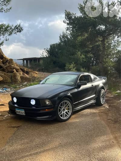 Ford Mustang 2005