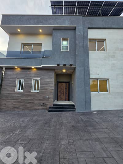 فيلا مودرن مع مسبح للبيع في حبوش - Villa with Pool for Sale Habbouch