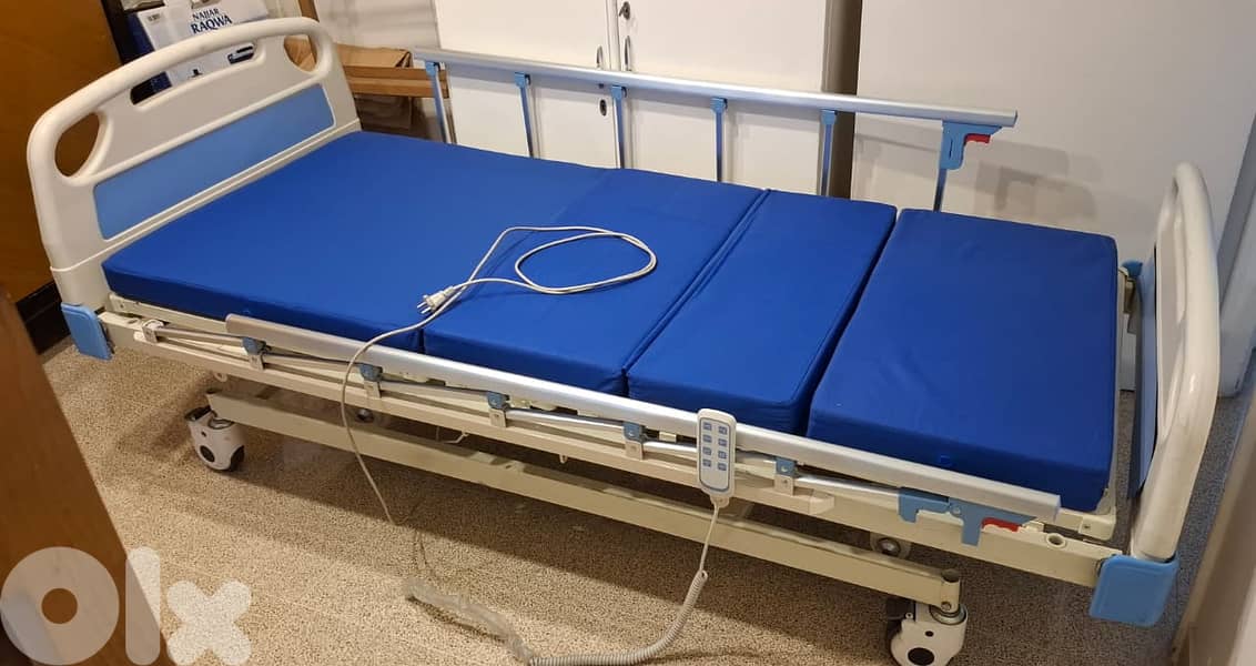 Electric hospital bed/HomeCare bed 4