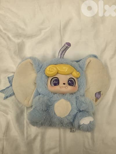 Q. Kid Animal Preschool Blueberry Elephant plush toy pendant.