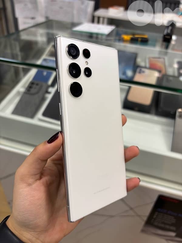 SAMSUNG S 22 utra 256gb 12 ram 1