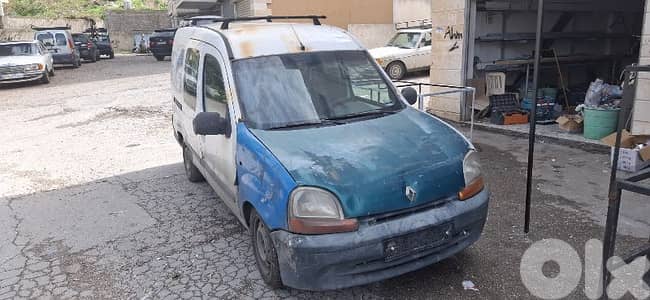 رينو كانجو 2001