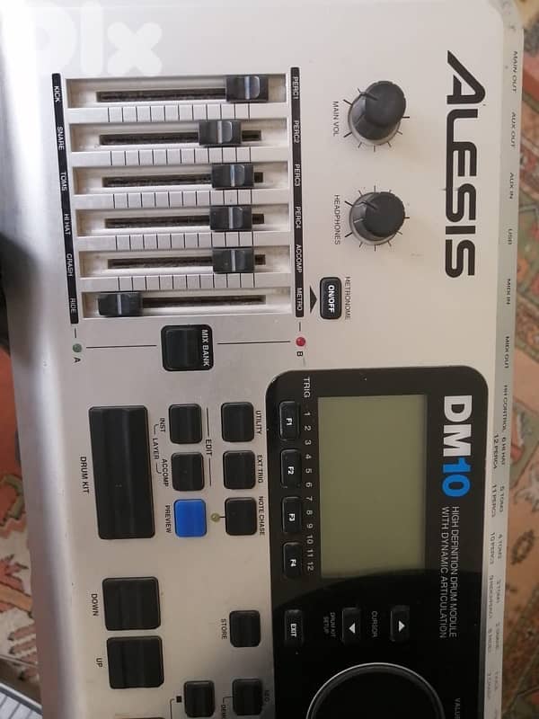 ELECTRIC DRUMS ALESIS DM10 2