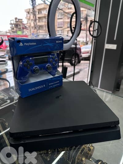 PS4 Slim