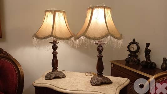 2 lampadaire n7as 65$