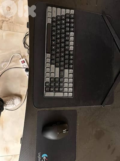 Keyboard and mouse used like new