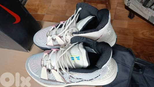 Kyrie 7 Pre Heat EP basketball shoes