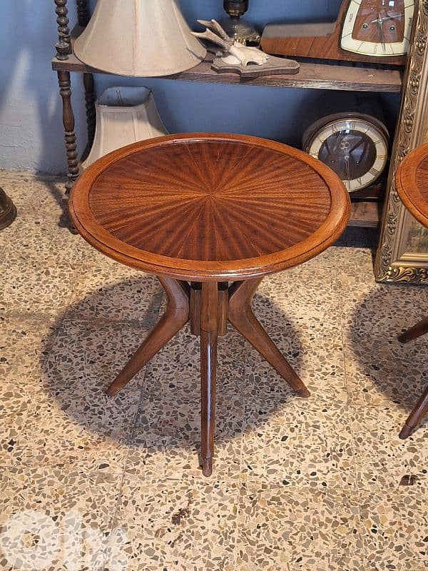 pair of 1950 small round coffee tables 4