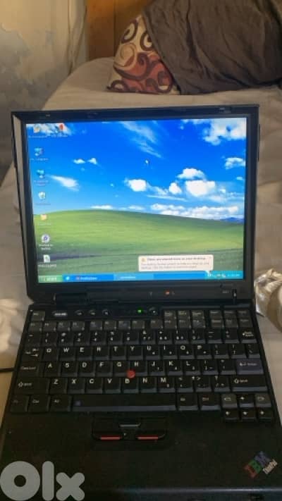 عندي هالابتوب قديم شوي بس عليه سيستم مطاعم شغال ١٠٠٪؜