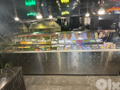 براد واجهة ٤ امتار للبيع للتواصل 70947653