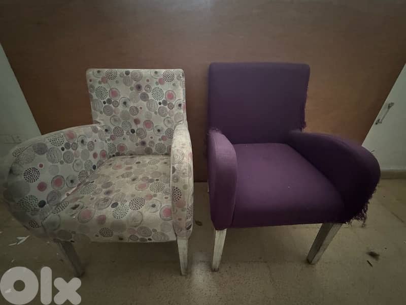 dinner table with 4 chairs 2 purple and 2 white 2