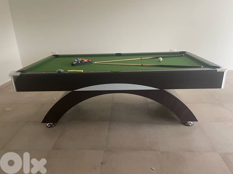 Rainbow Billiard Pool Table 8ft 3