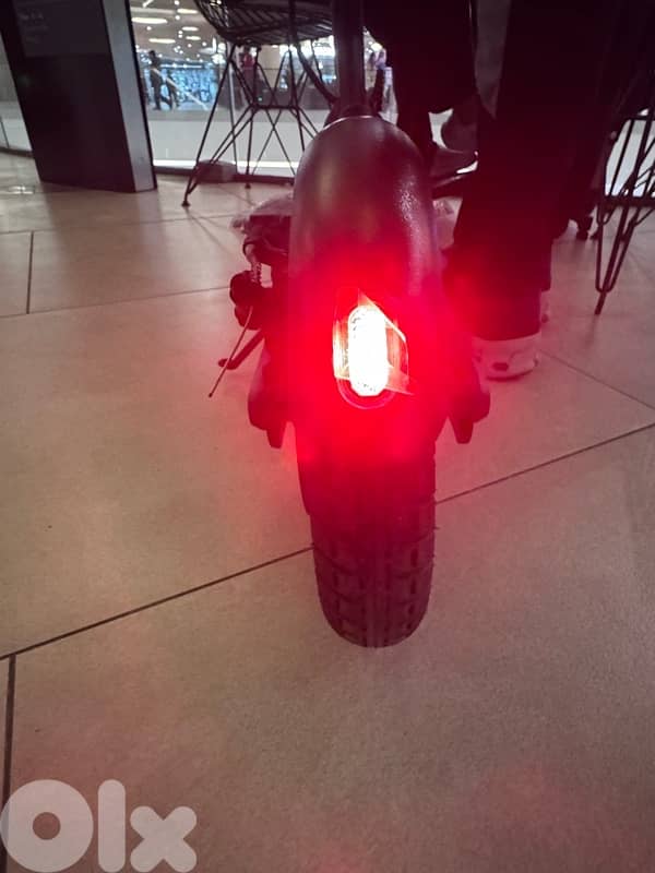 Lenzod PRO Foldable E-Scooter (35km/h) *New* 2