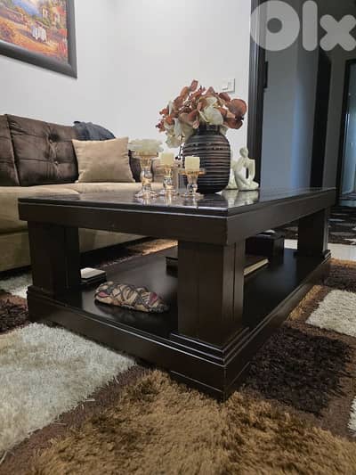 طاولة صالون