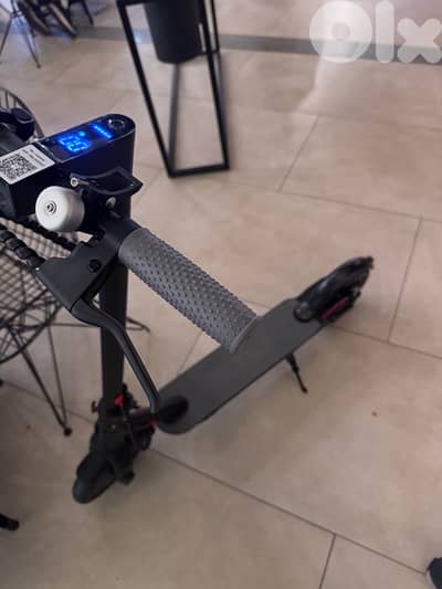 Lenzod PRO Folding E-scooter (35km/h) *NEW*