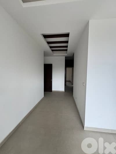 apartment for sale in halat شقة البيع في حالات