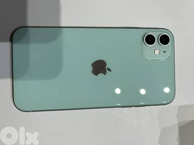 iPhone 11 like new tel:81/546556
