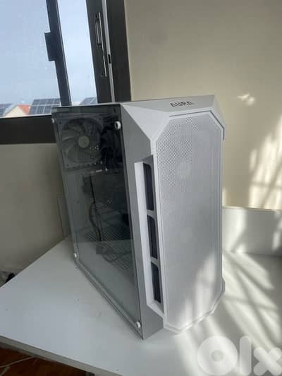 PC  white case