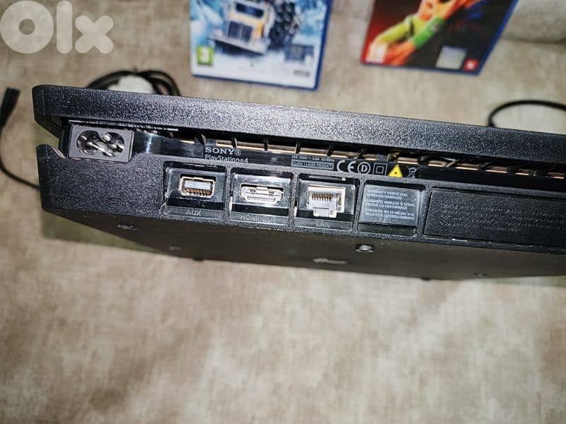 ps4 slim for sale 4