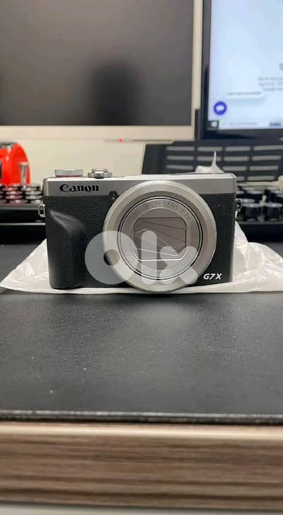 Canon PowerShot g7x mark iii camera