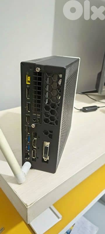 Mini pc m920q workstation 1