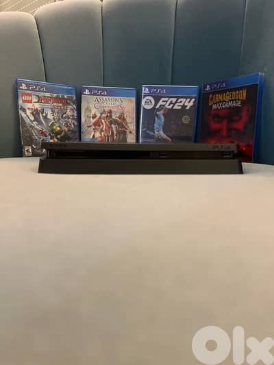 Playstation 4 (ps4) used like new 1 TB(1000GB)