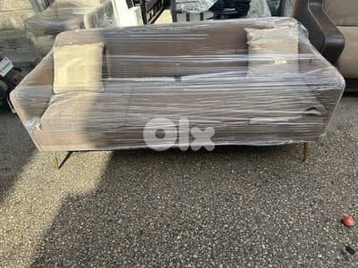 طقم كنبايات مودرن تركي ثلاث قطع شبه جديد ظهر بصير تخت