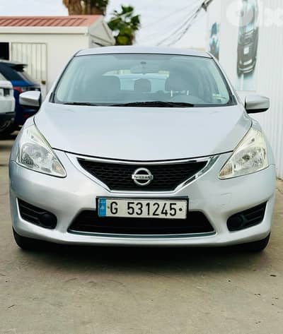 Nissan Tiida 2015