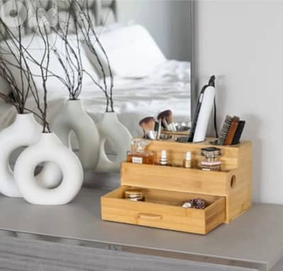 منظم ادوات الشعر والمكياج والعطور