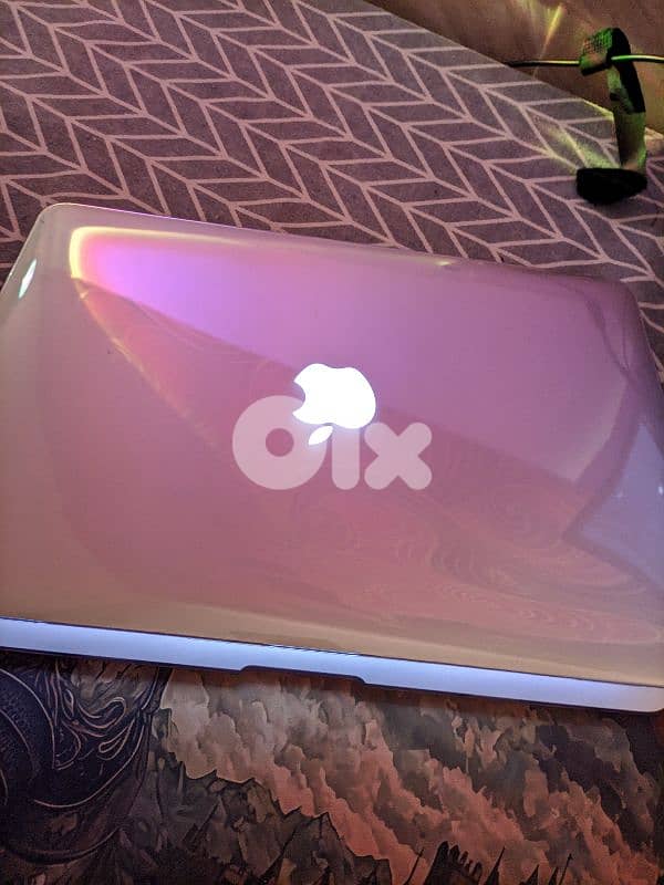 13" MacBook Air - MINT Condition - Amazing Battery 3