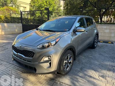 Kia Sportage 2020 AWD 18000 Miles only