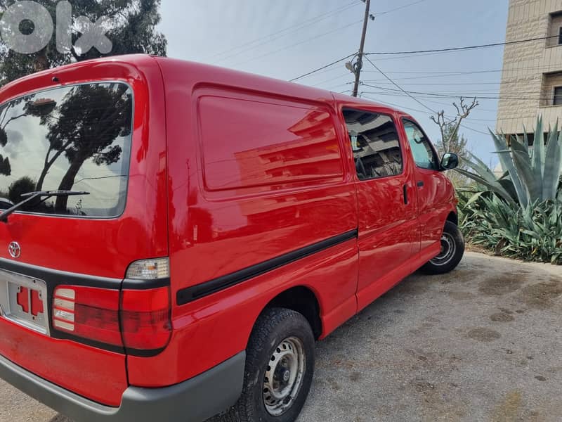 Toyota Hiace 2005 1